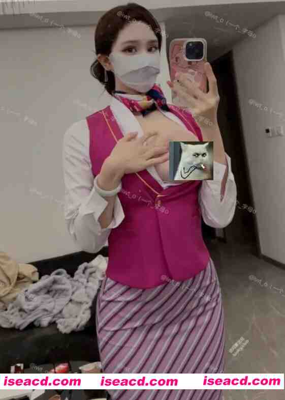 [COS/步兵/合集] 推特反差婊 福利姬：巨樱 – 空姐杏感女神福利订阅 [32V 36P][800M]